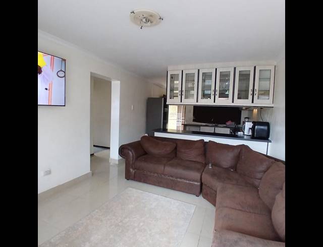 2 BEDROOM APARTMENT FOR SALE IN MONTCLAIR